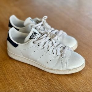 Stan Smith W -9 1/2 / M 8 White / Navy Blue